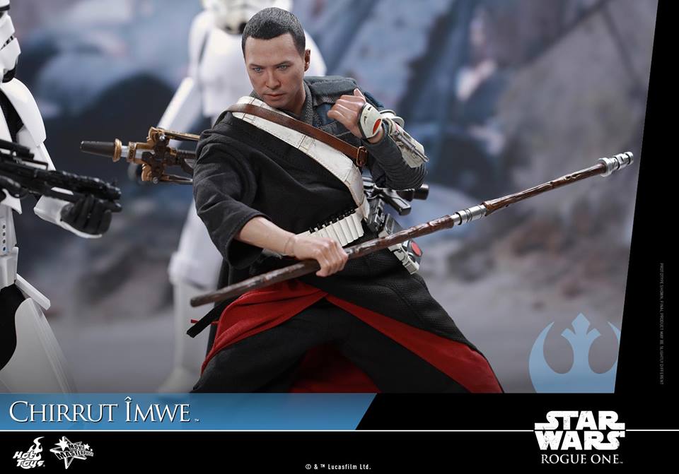 hot-toys-star-wars-rogue-one-chirrut-mwe-action-figure-is-awesome1